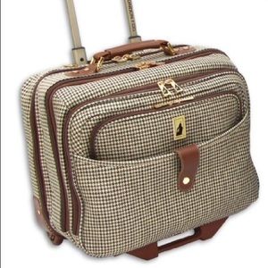 Chelsea Lites under-seat 17” carry-on laptop bag